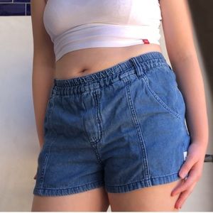 ONLY TODAY UO Quicksilver Denim Pull-On Short